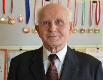 Sjomkāns Francis