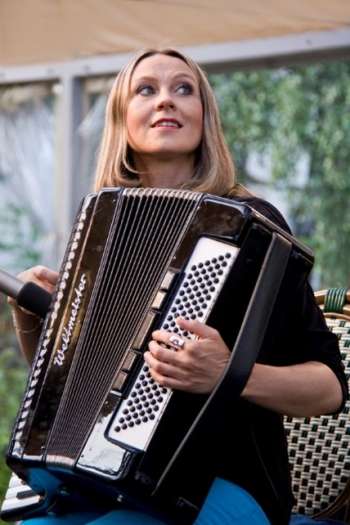 Āboliņa Inita