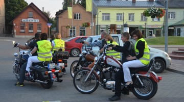 Brauciens ar motocikliem 