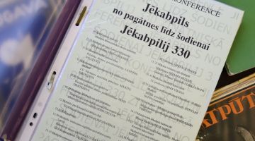 Izstādes “Cilvēks un viņa bibliotēka. Ieskats akadēmiķa Sigizmunda Timšāna arhīvā” atklāšana