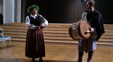 Vakars kopā ar grupu 