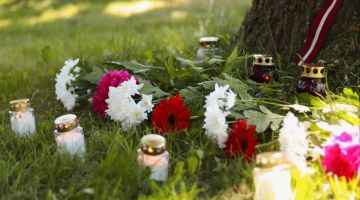 Atceres brīdis „Pieminot aizvestos”