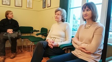Valijas Burtinas zīmējumu izstādes atklāšana