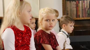 Arvīda Žilinska Jēkabpils mūzikas skolas audzēkņu koncerts “Es savai zemītei”