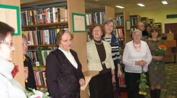 Bibliotekārēm Brigitai Blitei un Rutai Sirsniņai veltītās izstādes atklāšana