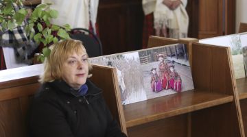 Fotoizstādes “Mans tautastērps Latvijā un pasaulē” atklāšana