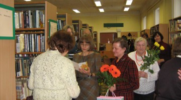 Bibliotekārēm Brigitai Blitei un Rutai Sirsniņai veltītās izstādes atklāšana