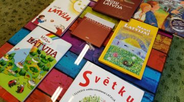 Grāmatu izstāde “Ar Dzimtenes sajūtu sirdī...”