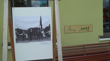Piemiņas foto akcija Baltijas ceļam - 27 (1989) un Liesmojošajam Baltijas ceļam - 25 (1991)