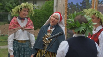 Vakars kopā ar grupu 