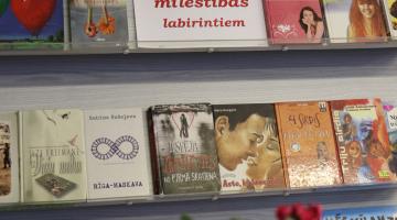 Plaukta izstāde 