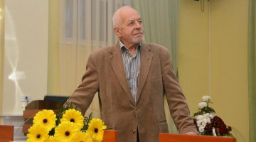 Publicistam Ilmāram Knaģim - 90
