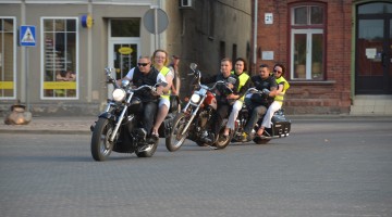 Brauciens ar motocikliem 