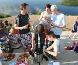 Lāsmas Skļarskas un Elīzas Lenšas foto