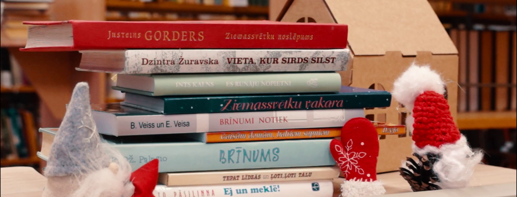 Bibliotēkas rūķi piedāvā ideju svētkiem!