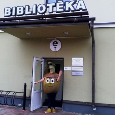 Jura Abramenko leļļu izstāde 
